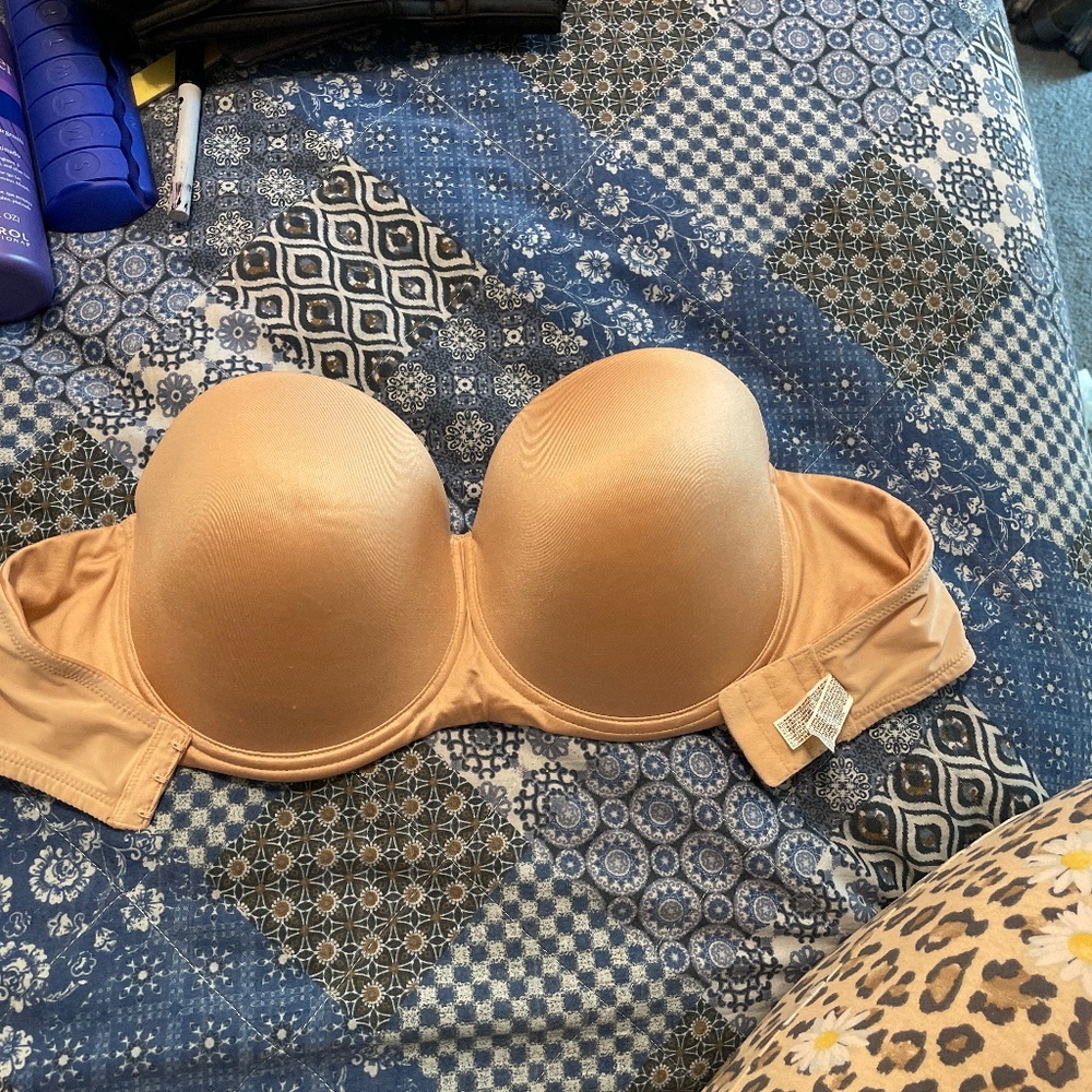 Wacoal beige strapless bra 38d new